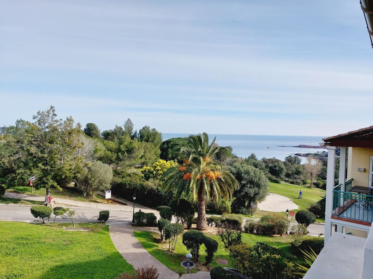 Appartement Le Belvédère – Agay, vue mer, 5 piscines - Photo 23