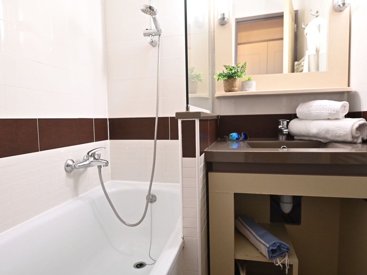 Appartement L'Esquinade – vue mer, golf et 5 piscines à Agay - Photo 18