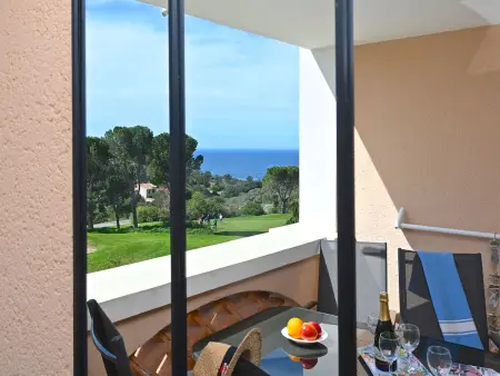 Appartement L'Esquinade, vue mer et golf à Cap Esterel : photo 4