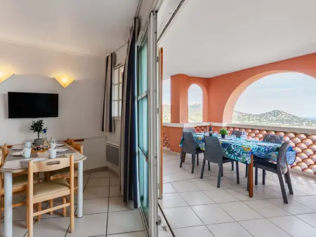 Appartement terrasse 24 m² vue mer – Village Cap Estérel : photo 2