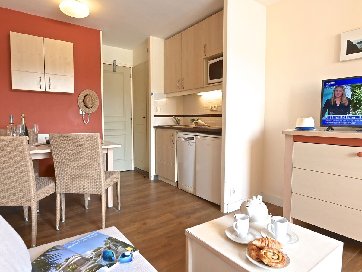 Studio 4 personnes – Village Cap Estérel, vue piscine - Photo 9