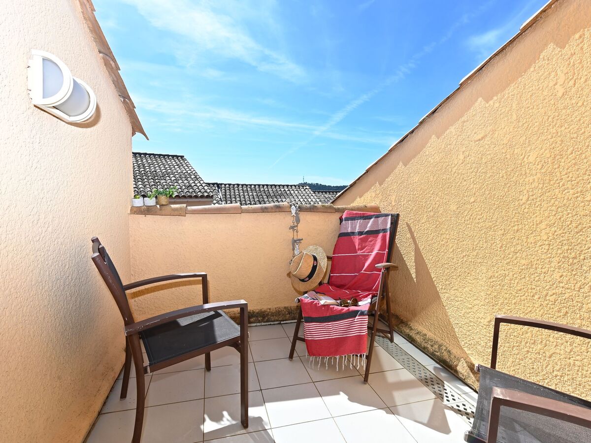 Appartement rénové 2024, vue golf et montagnes – Agay Cap Estérel - Photo 15