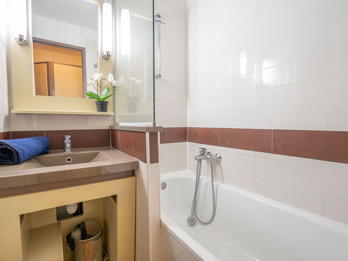 Studio 23 m² au Village Cap Estérel, terrasse et 5 piscines - Photo 5