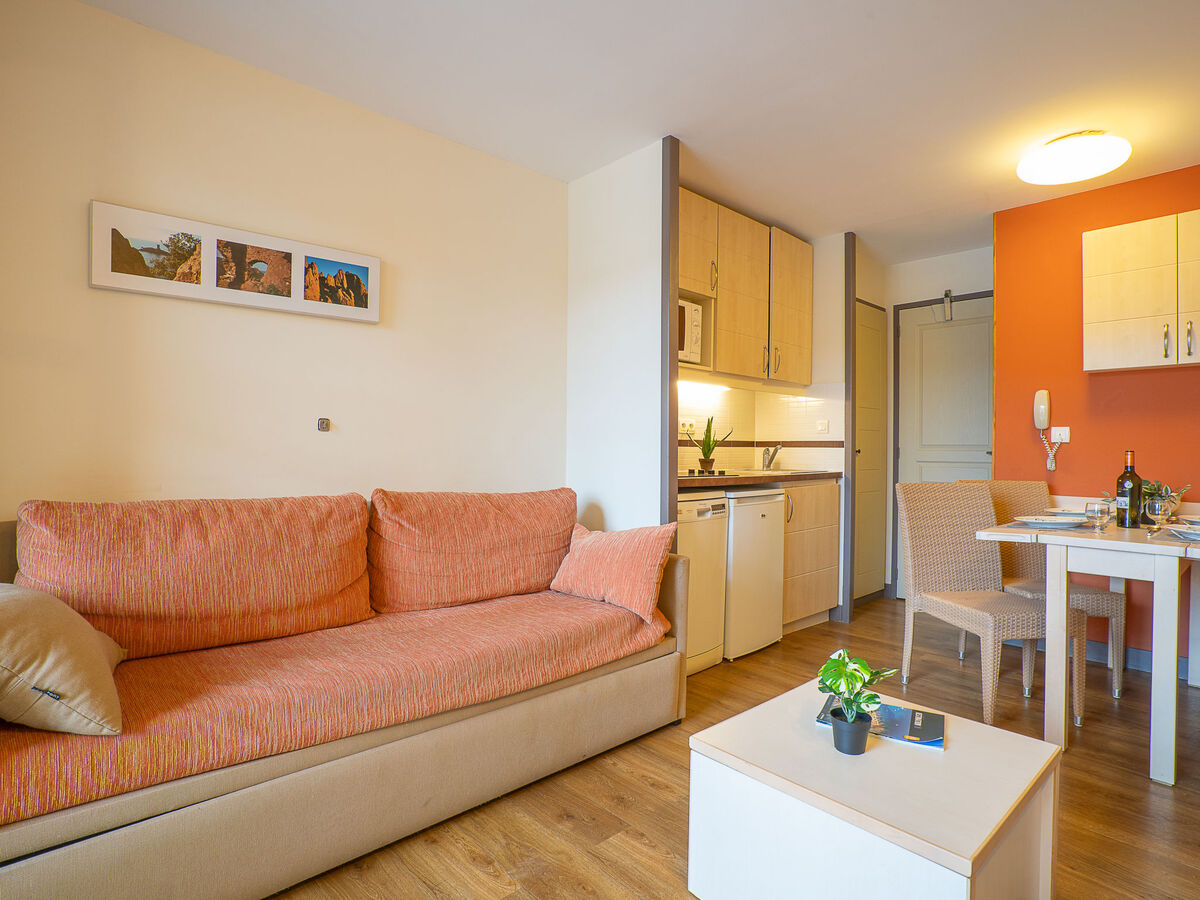 Studio 23 m² au Village Cap Estérel, terrasse et 5 piscines - Photo 7