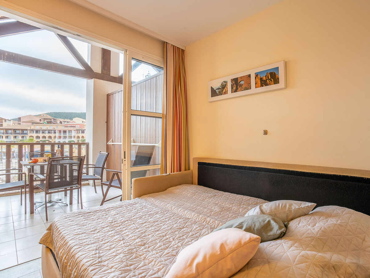 Studio 23 m² au Village Cap Estérel, terrasse et 5 piscines - Photo 8
