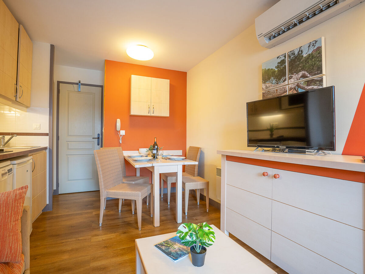 Studio 23 m² au Village Cap Estérel, terrasse et 5 piscines - Photo 9