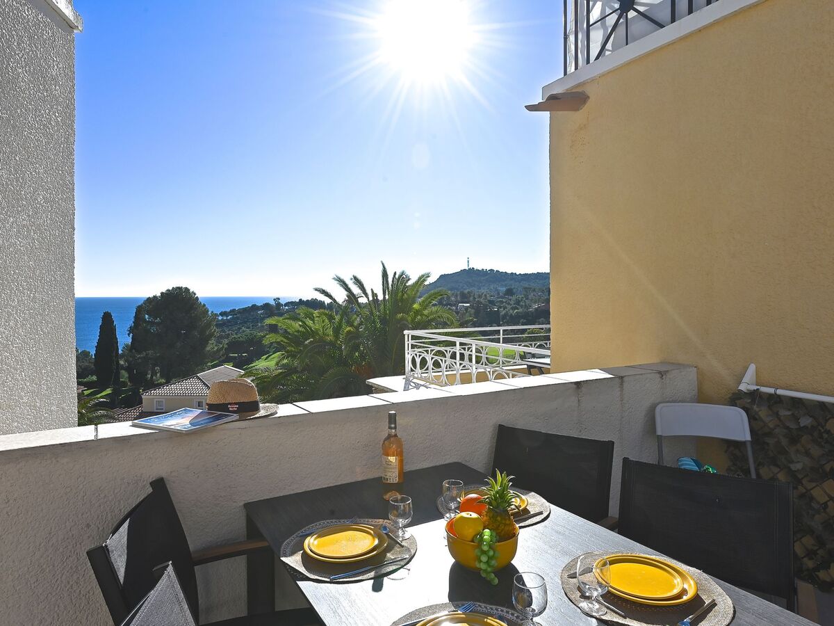 Appartement rénové 2024 au Village Cap Estérel, vue mer - Photo 2