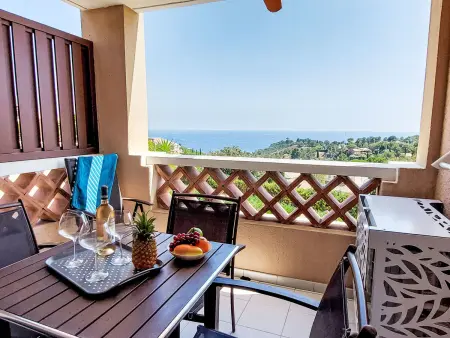 Studio L'Esquinade – vue mer, terrasse, Cap Estérel : photo 6