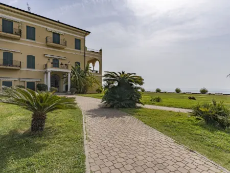 Vista Mare – Apt 70m² vue panoramique mer à Ventimiglia : photo 16