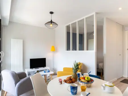 Studio rénové 26 m² avec balcon vue mer à Carnac : photo 9