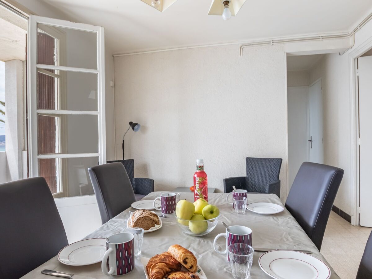 Appartement vue mer aux Lecques, à 30 m de la plage - Photo 6