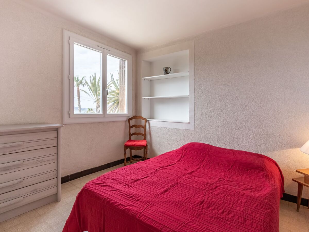 Appartement vue mer aux Lecques, à 30 m de la plage - Photo 12