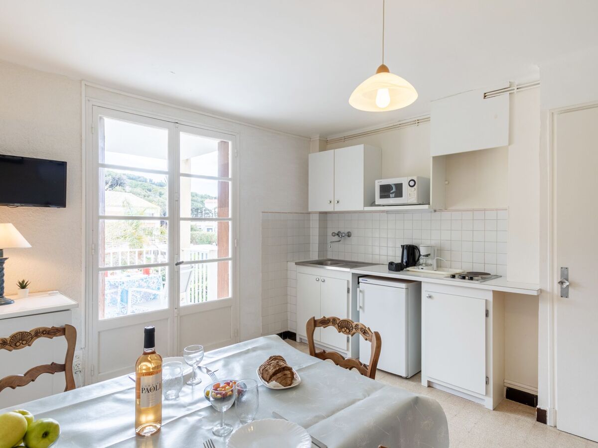 Appartement aux Lecques, à 30 m de la plage de sable - Photo 4