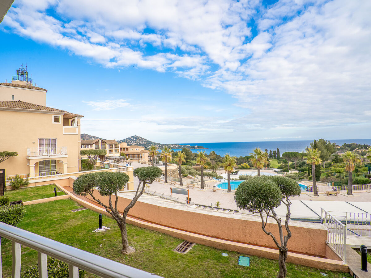 Appartement vue mer et piscine au Cap Estérel, Agay - Photo 1