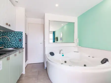 Studio rénové avec bain à remous, Cap Estérel Agay : photo 4