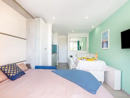 Studio rénové avec bain à remous, Cap Estérel Agay : photo 9