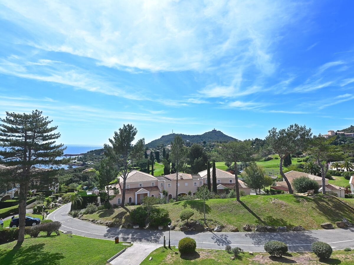 Appartement Le Village – vue mer, 2 terrasses, Cap Estérel - Photo 37