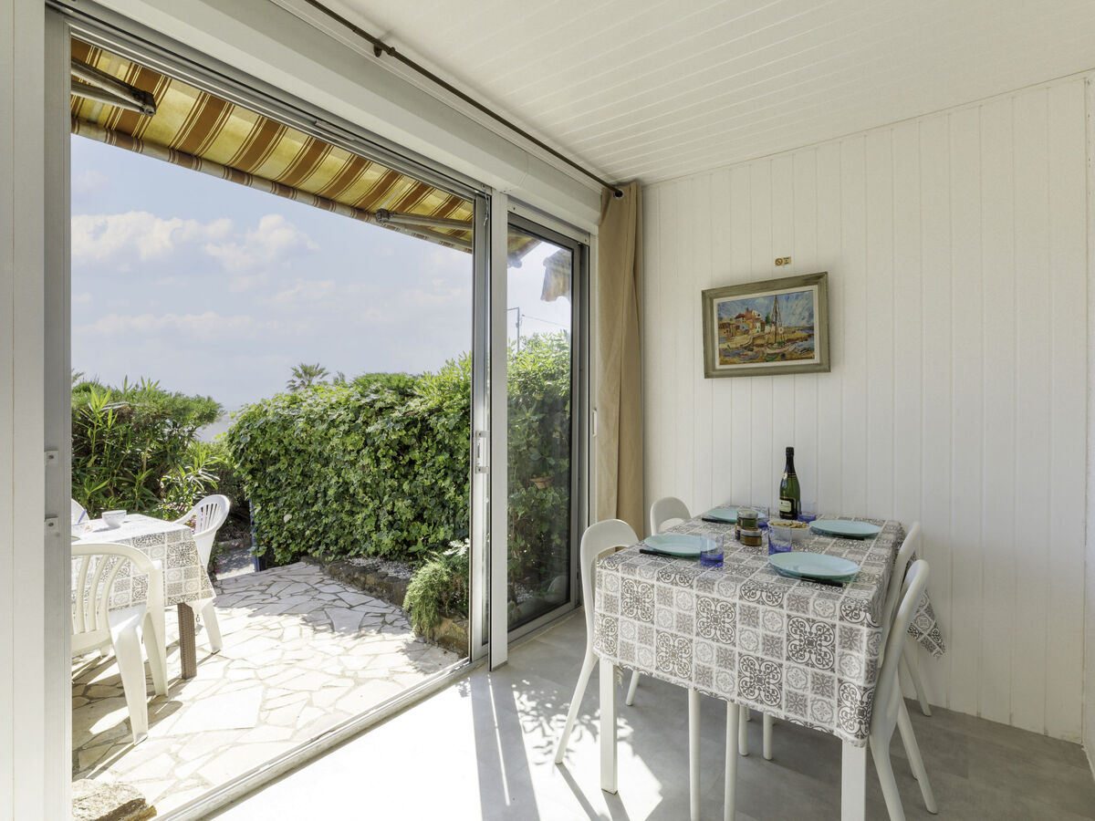 Appartement avec vue mer à 50m de la plage - Photo 8