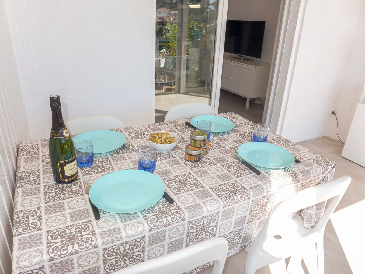 Appartement avec vue mer à 50m de la plage - Photo 9