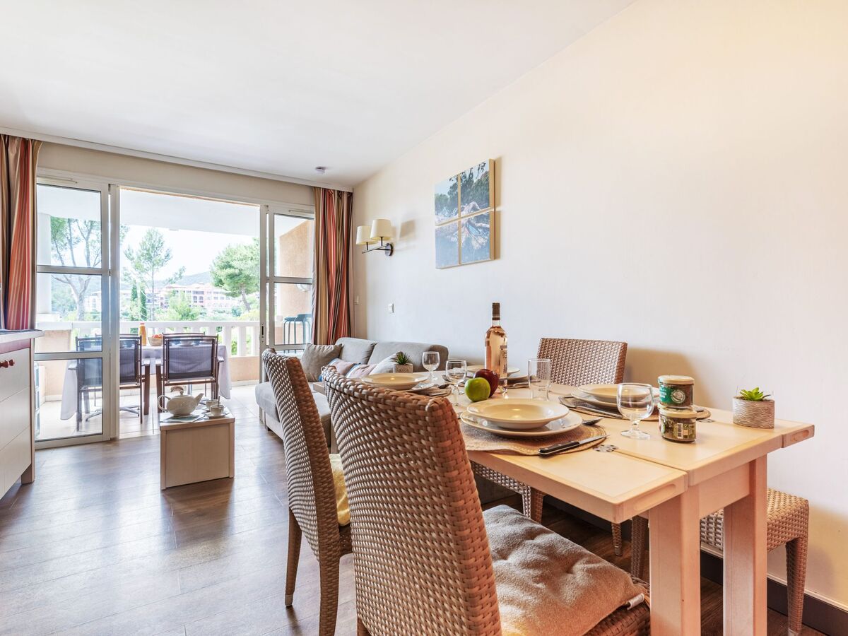 Studio Le Belvédère – vue golf, 400 m de la mer, Cap Estérel - Photo 1