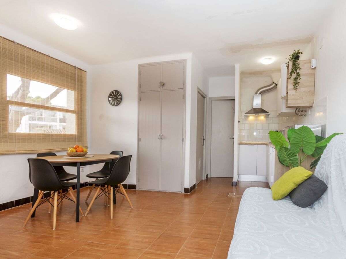 Appartement Les Cigales à 300 m de la plage - Photo 3