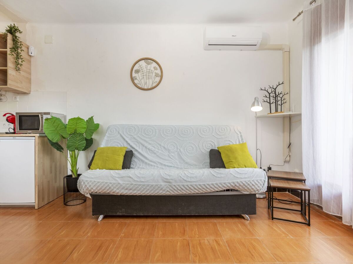 Appartement Les Cigales à 300 m de la plage - Photo 8