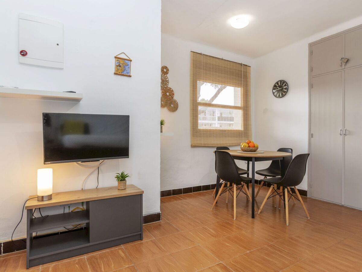 Appartement Les Cigales à 300 m de la plage - Photo 9
