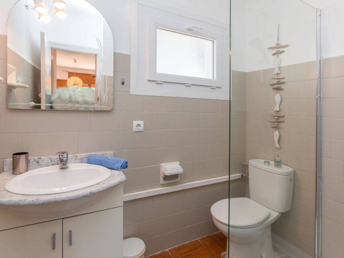 Appartement Les Cigales à 300 m de la plage - Photo 17