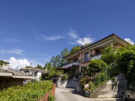 Angelina, appartement 100 m² avec terrasse vue lac : photo 3