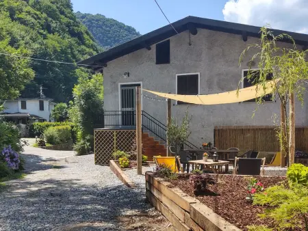 Location appartement à Colico, Dani