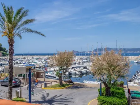 Studio Château de la Madrague, vue mer et port à 200 m : photo 17