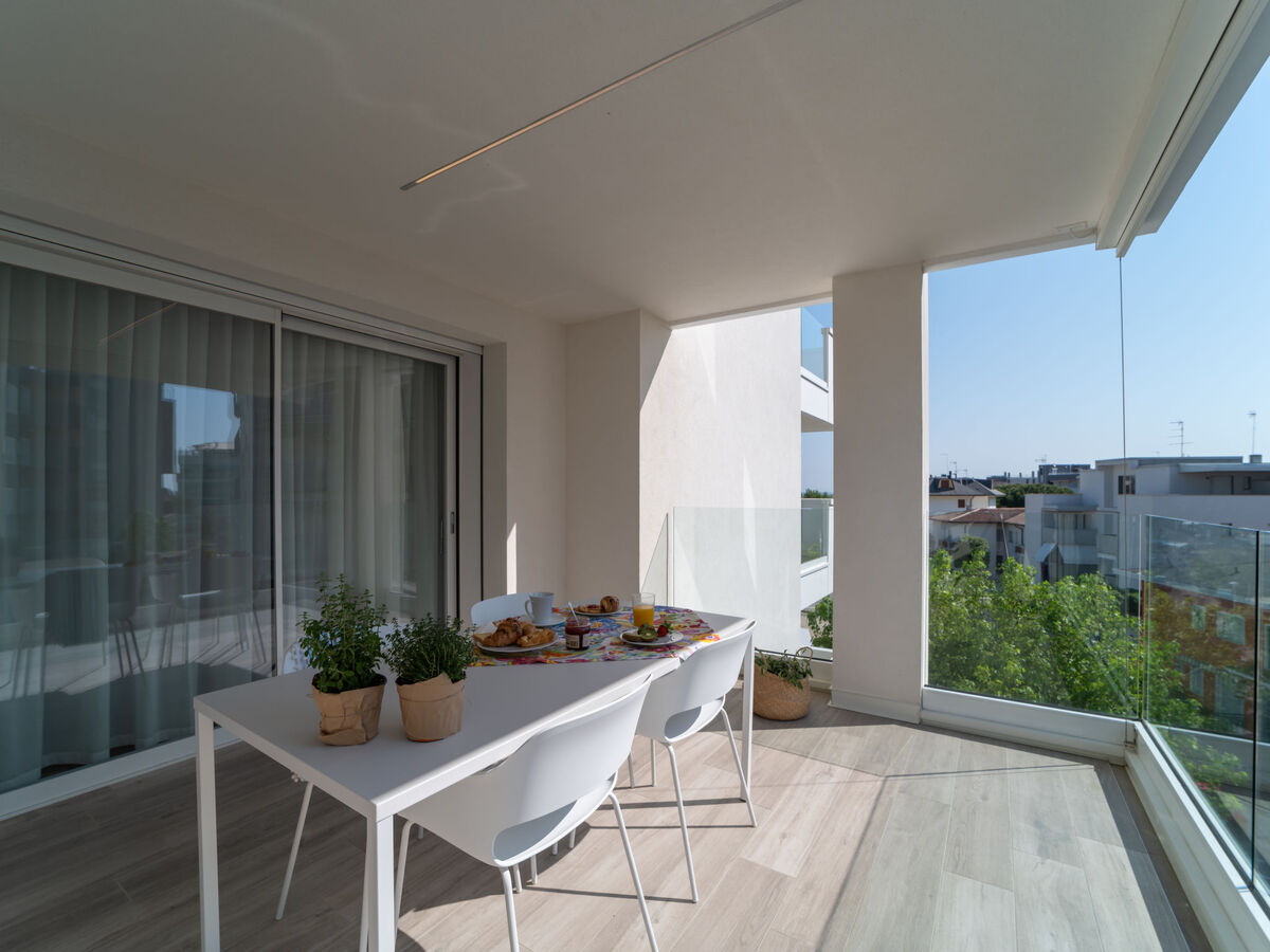 Apt 2 pièces moderne Lignano Sabbiadoro, à 200 m de la mer - Photo 3