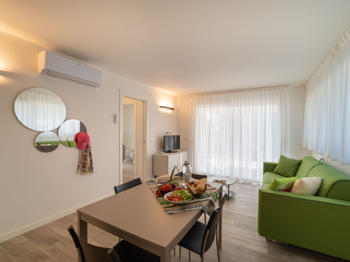 Apt 2 pièces moderne Lignano Sabbiadoro, à 200 m de la mer - Photo 4