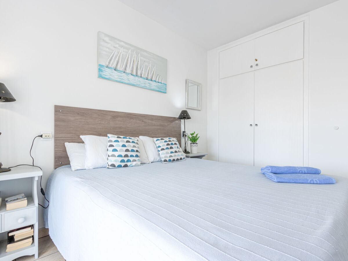 Appartement 2 chambres rénové à 400 m de la plage - Photo 11