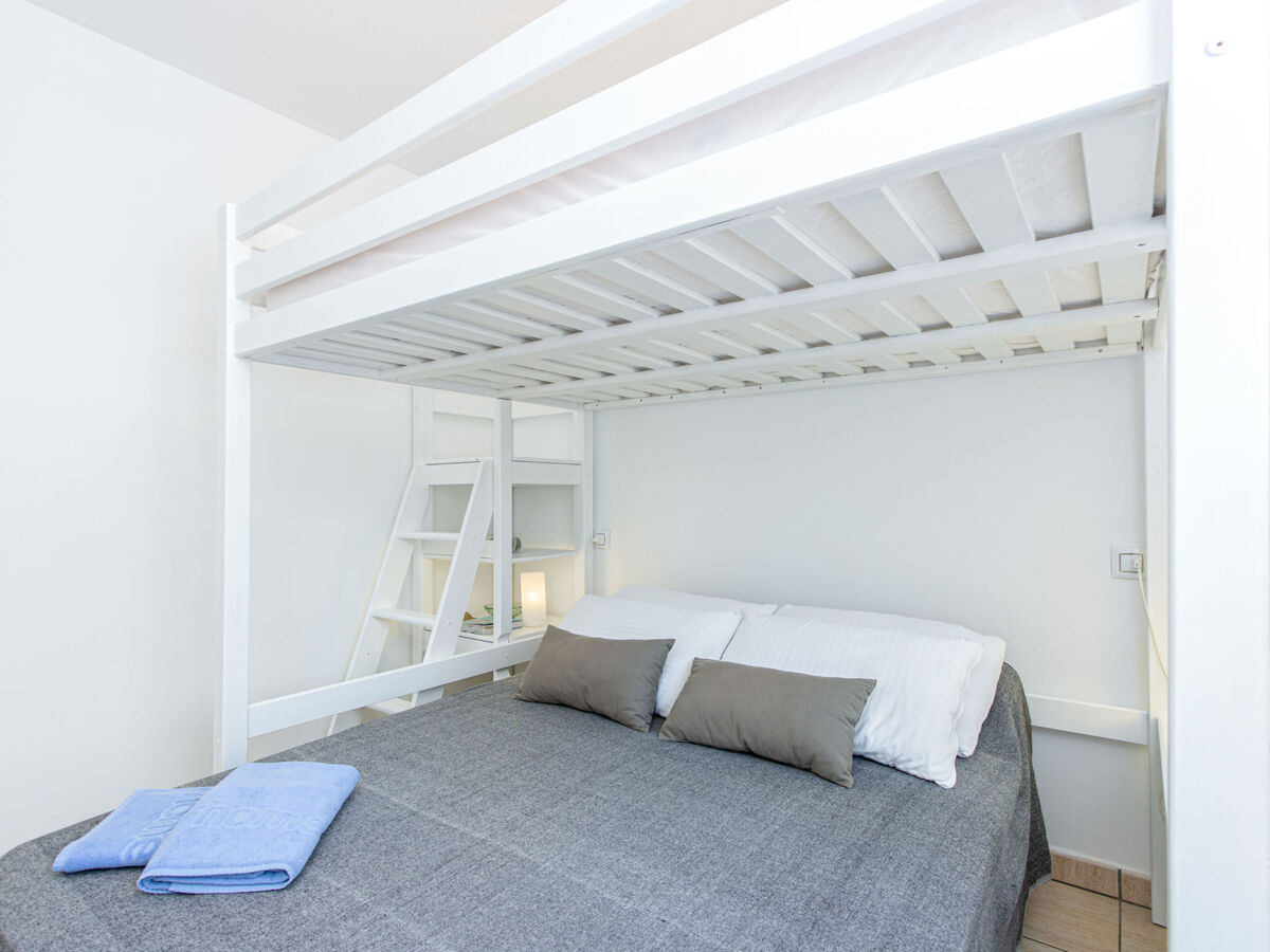 Appartement 2 chambres rénové à 400 m de la plage - Photo 13