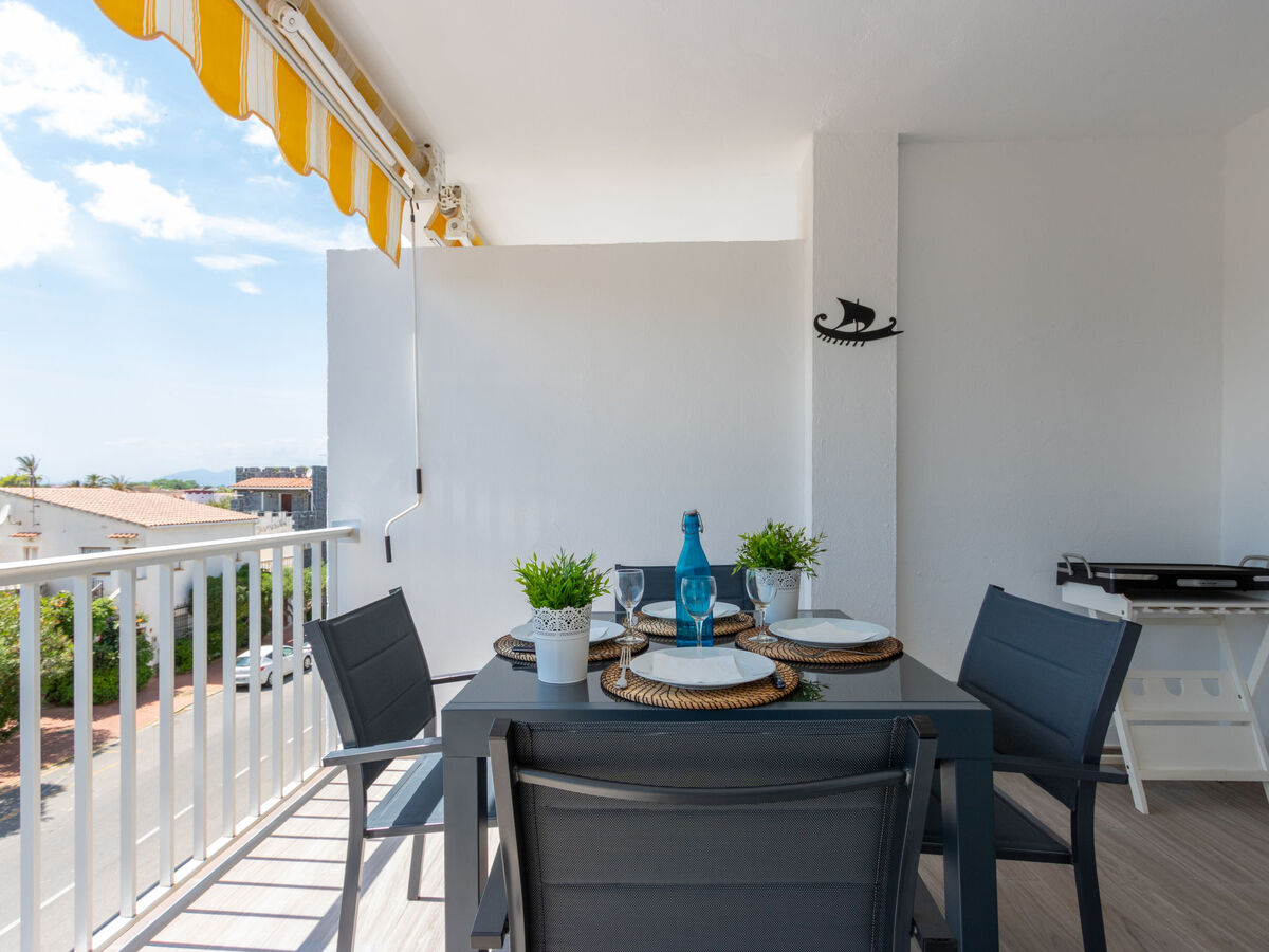 Appartement 2 chambres rénové à 400 m de la plage - Photo 18