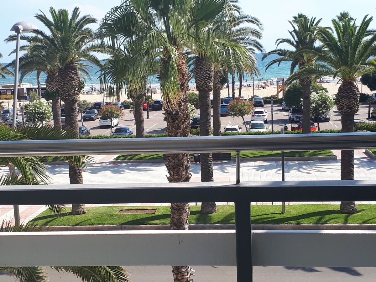 Rodas – Appartement 2 chambres face à la mer à Salou - Photo 14