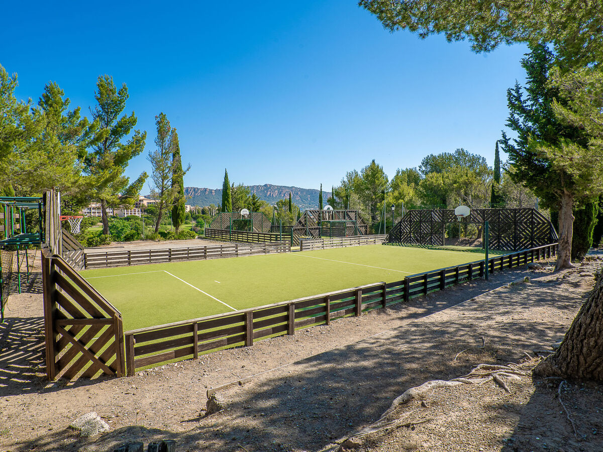 Appartement vue mer, terrasse, 5 piscines – Cap Estérel - Photo 19