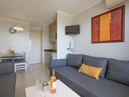 Appartement L'Esquinade – Village Cap Estérel, golf et 5 piscines : photo 7