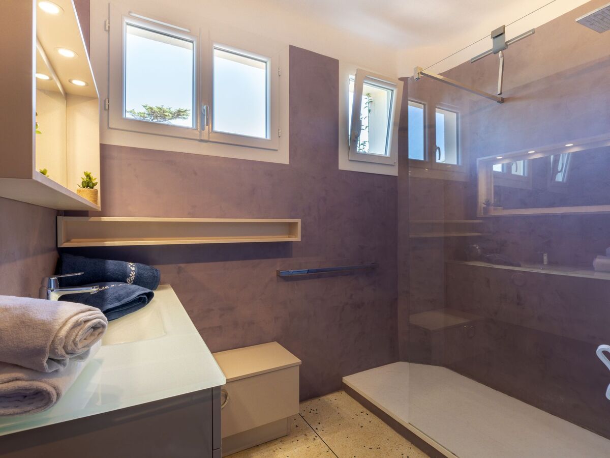 Le Roumanille : Apt 3p à 50m de la mer, Saint Aygulf - Photo 22