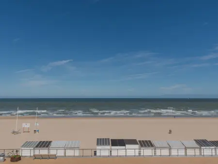 Appartement vue mer avec balcon et parking couvert à Oostende : photo 7