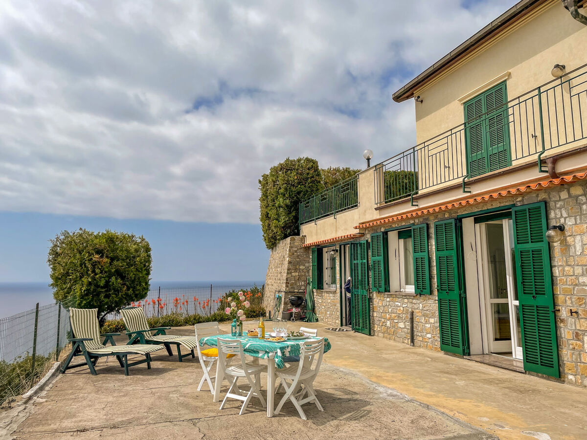 Appartement Villa Panoramica à Poggi, vue mer - Photo 3