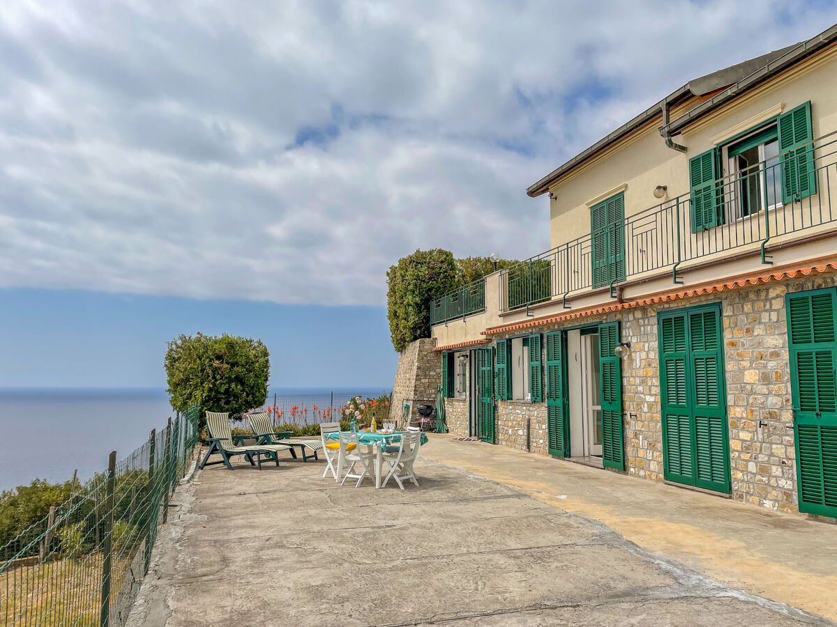 Appartement Villa Panoramica à Poggi, vue mer - Photo 7