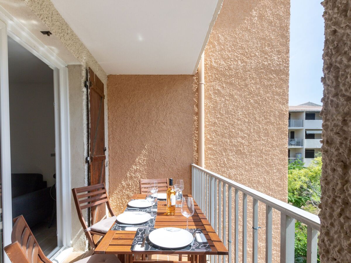 Studio rénové Les Aigues Marines, terrasse est, 600 m mer - Photo 1