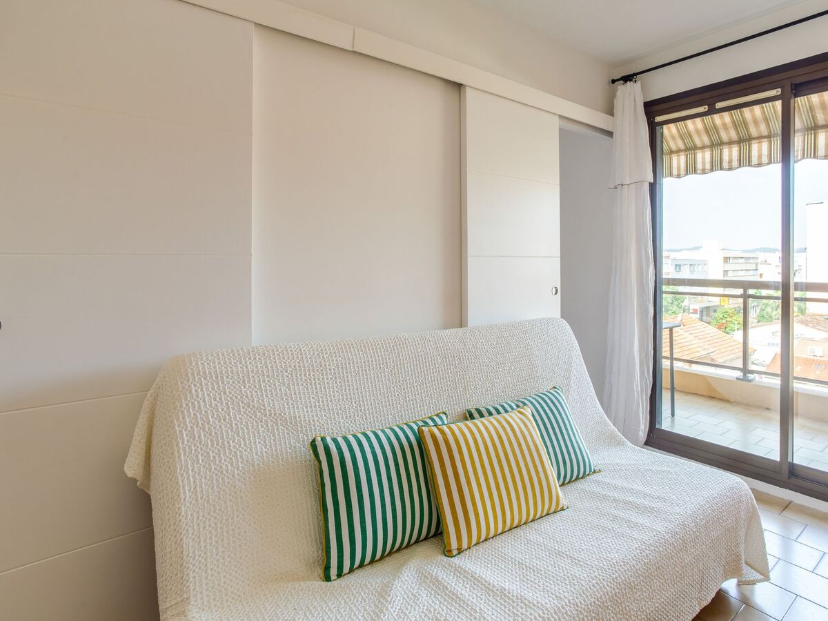 Appartement Saint James au cœur du Lavandou, 200 m plage - Photo 6