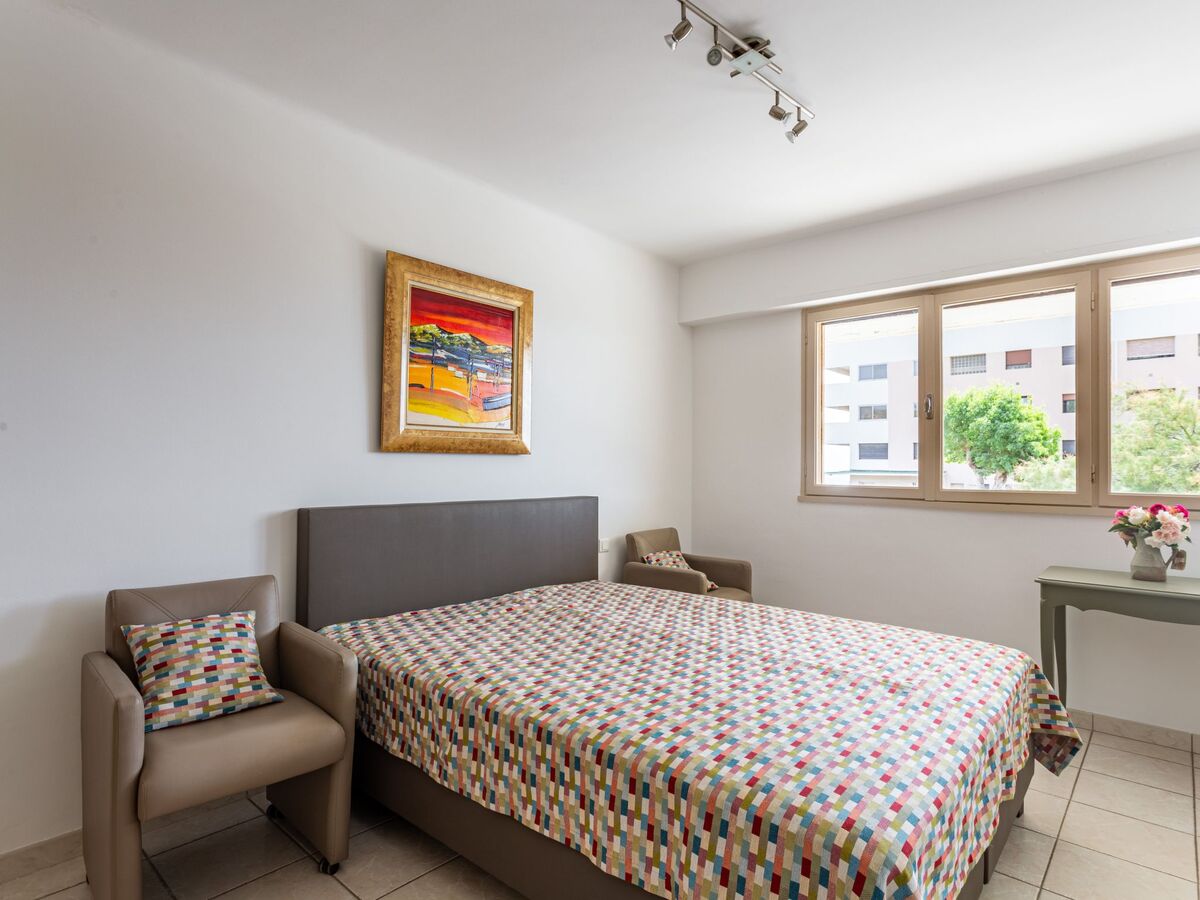 Studio 52 m² vue mer au Lavandou, 20 m de la plage - Photo 5