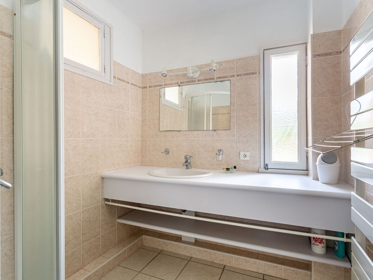 Studio 52 m² vue mer au Lavandou, 20 m de la plage - Photo 14