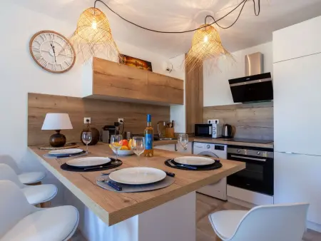 Apt rénové 2022 à 10 m du canal, Port Grimaud : photo 8