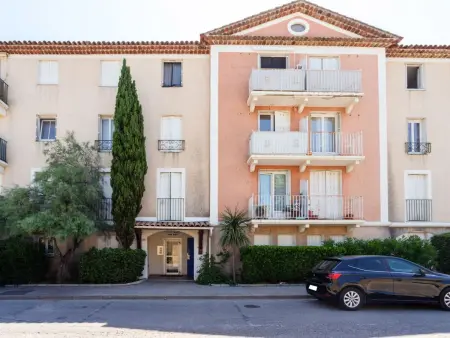 Apt rénové 2022 à 10 m du canal, Port Grimaud : photo 15