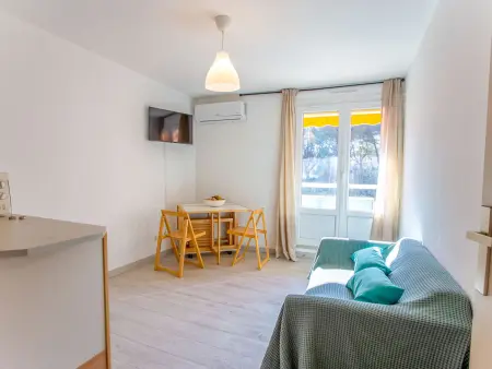 Appartement 2 pièces avec terrasse sud-ouest à Bormes-les-Mimosas : photo 2
